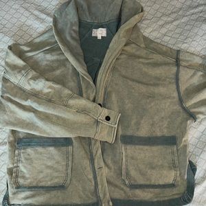 Oli & Hali green, oversized shacket. Size M (runs big)